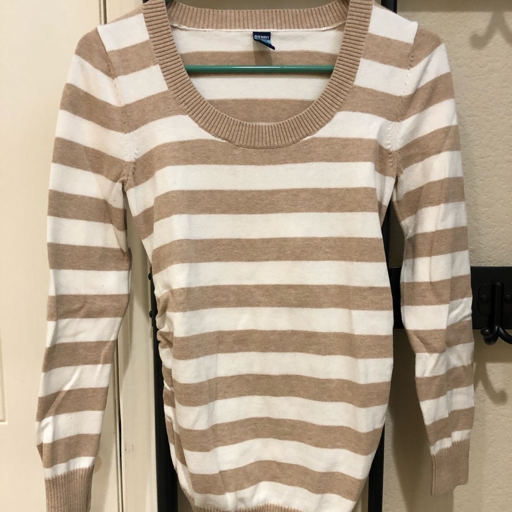Old Navy Maternity XS Scoop Neck Sweater
